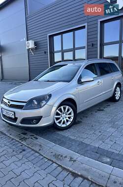 Универсал Opel Astra 2006 в Ивано-Франковске