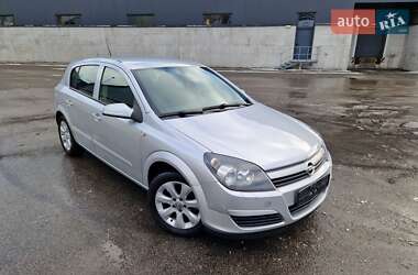 Хэтчбек Opel Astra 2005 в Киеве