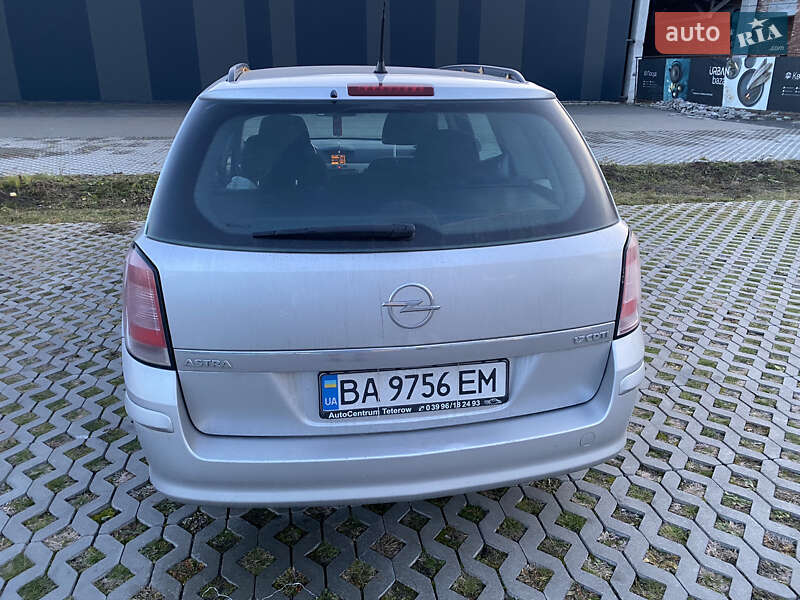 Универсал Opel Astra 2008 в Хмельницком