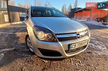 Універсал Opel Astra 2006 в Чернігові