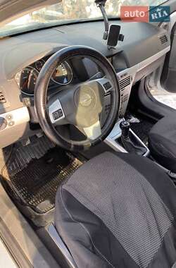 Универсал Opel Astra 2009 в 