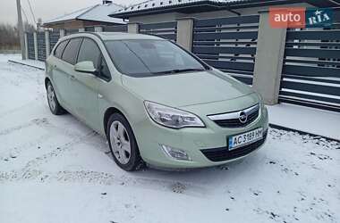 Універсал Opel Astra 2011 в Ковелі