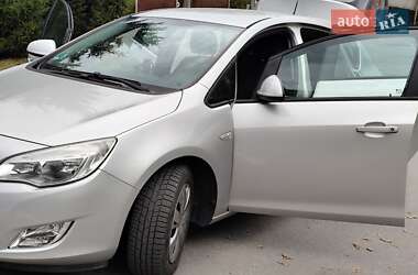 Хетчбек Opel Astra 2010 в Бердичеві