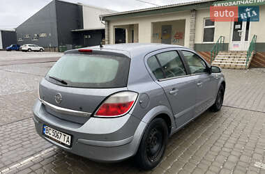 Хетчбек Opel Astra 2004 в Стрию