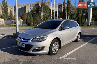 Opel Astra 2013