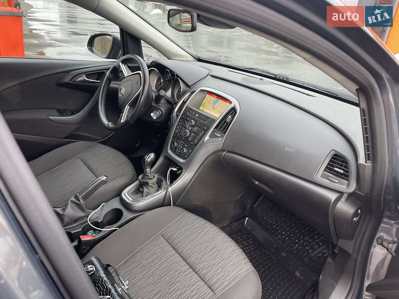 Универсал Opel Astra 2015 в Харькове