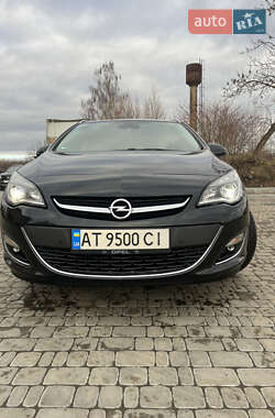 Універсал Opel Astra 2013 в Коломиї