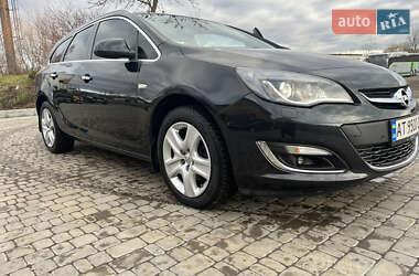 Універсал Opel Astra 2013 в Коломиї