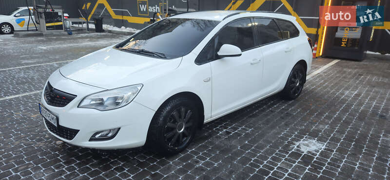 Универсал Opel Astra 2011 в Харькове