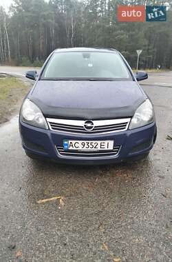 Opel Astra 2010