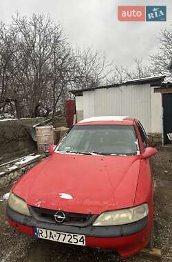 Седан Opel Astra 2002 в Новодністровську