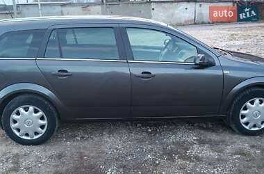 Opel Astra 2009