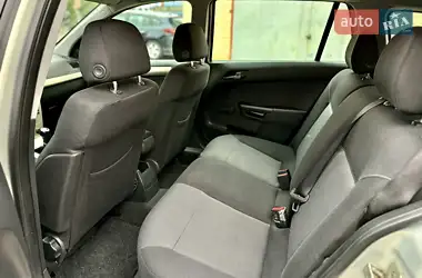 Opel Astra 2008