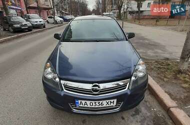 Opel Astra 2010