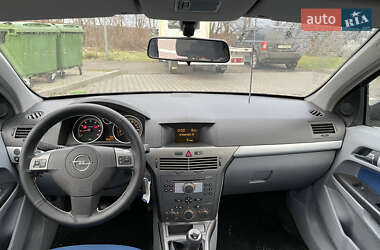 Універсал Opel Astra 2005 в Калуші