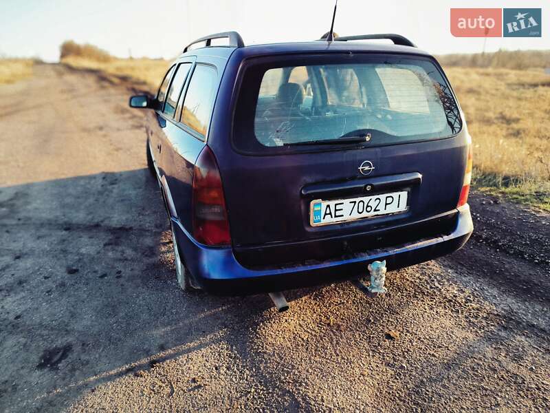 Универсал Opel Astra 2004 в Петриковке