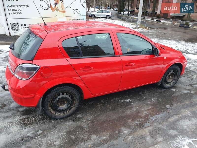 Хетчбек Opel Astra 2012 в Харкові