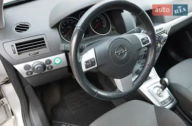 Opel Astra 2009
