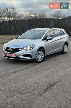 Универсал Opel Astra 2019 в Долине