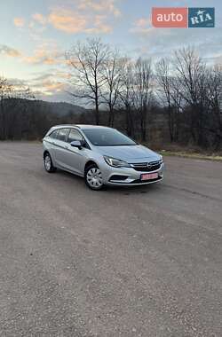 Универсал Opel Astra 2019 в Долине