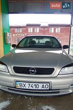 Седан Opel Astra 2008 в Теофіполі