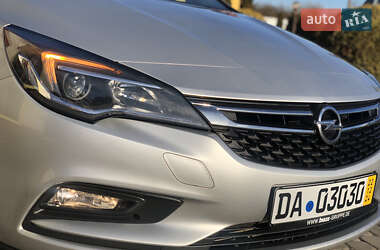 Универсал Opel Astra 2018 в 