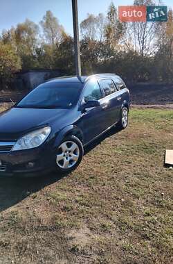 Універсал Opel Astra 2009 в Чернігові