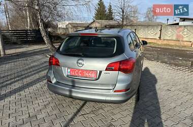 Універсал Opel Astra 2012 в Стрию