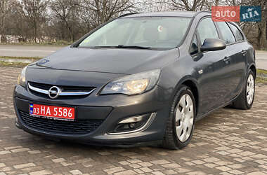 Універсал Opel Astra 2013 в Бурштині