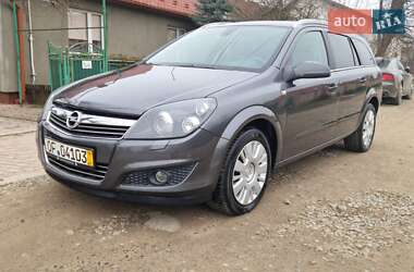 Універсал Opel Astra 2009 в Коломиї