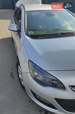 Opel Astra 2015