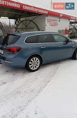 Универсал Opel Astra 2013 в Коломые