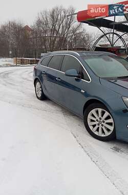 Универсал Opel Astra 2013 в Коломые