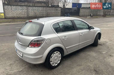 Хэтчбек Opel Astra 2009 в Христиновке