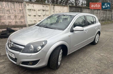 Хэтчбек Opel Astra 2009 в Христиновке