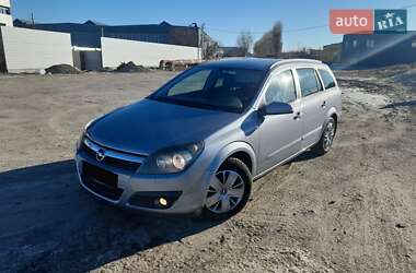 Універсал Opel Astra 2005 в Черкасах