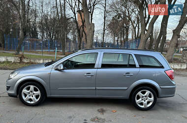 Універсал Opel Astra 2008 в Умані