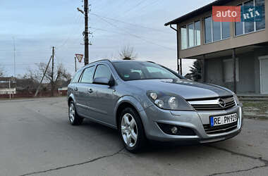 Універсал Opel Astra 2008 в Умані