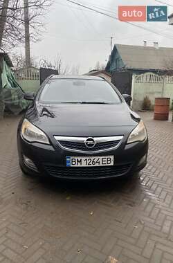 Opel Astra 2011