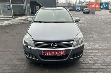 Універсал Opel Astra 2005 в Ківерцях