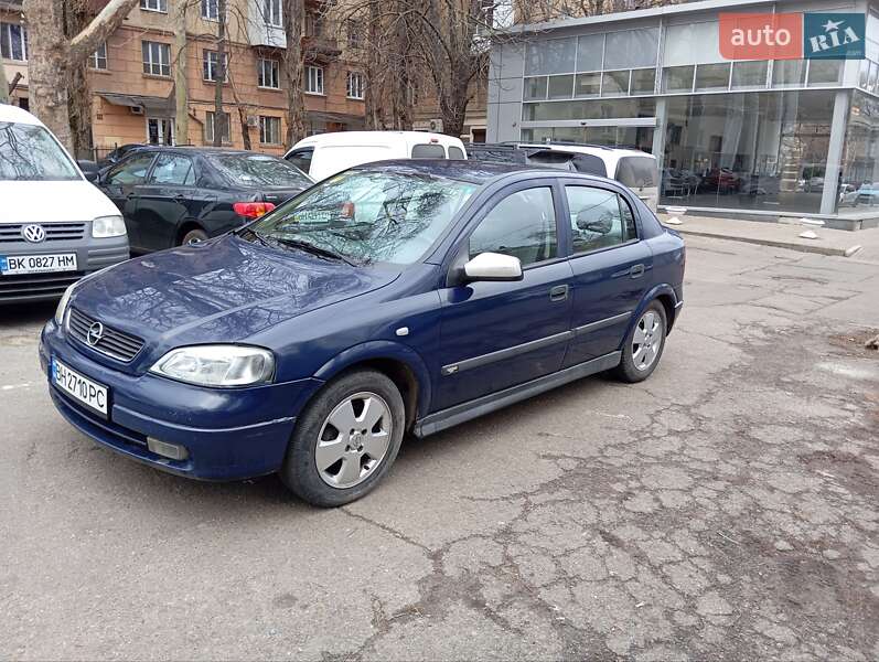 Хэтчбек Opel Astra 2001 в Одессе