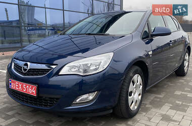 Хетчбек Opel Astra 2012 в Києві