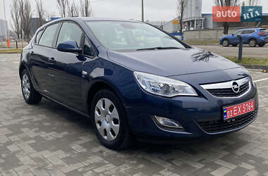 Хетчбек Opel Astra 2012 в Києві