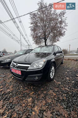 Універсал Opel Astra 2006 в Луцьку