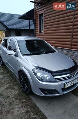 Хетчбек Opel Astra 2006 в Березному