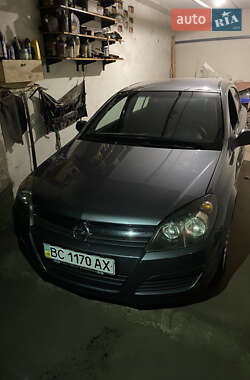 Хетчбек Opel Astra 2006 в Львові