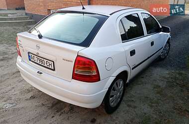 Хэтчбек Opel Astra 2004 в Камне-Каширском