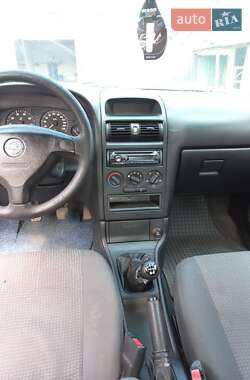 Седан Opel Astra 2007 в Охтирці