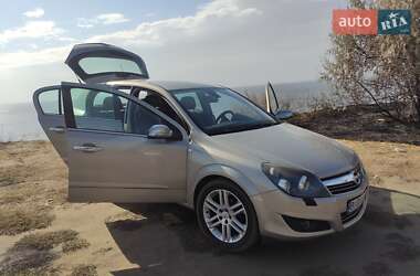 Хетчбек Opel Astra 2009 в Кременчуці