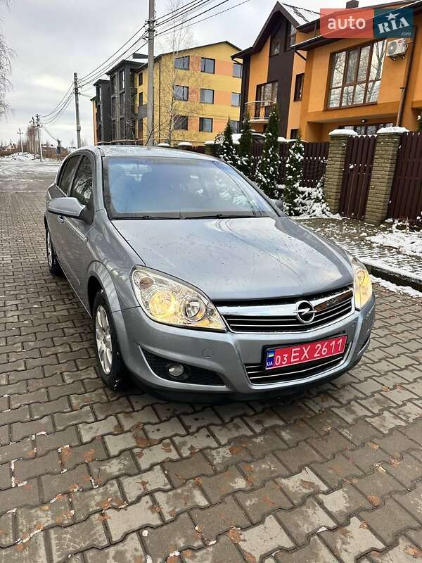 Хетчбек Opel Astra 2007 в Полтаві